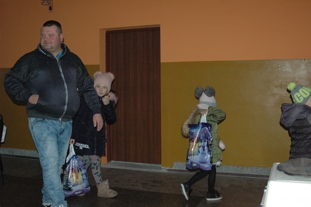 Koło Gospodyń Wiejskich Międzyleś - Choinka
